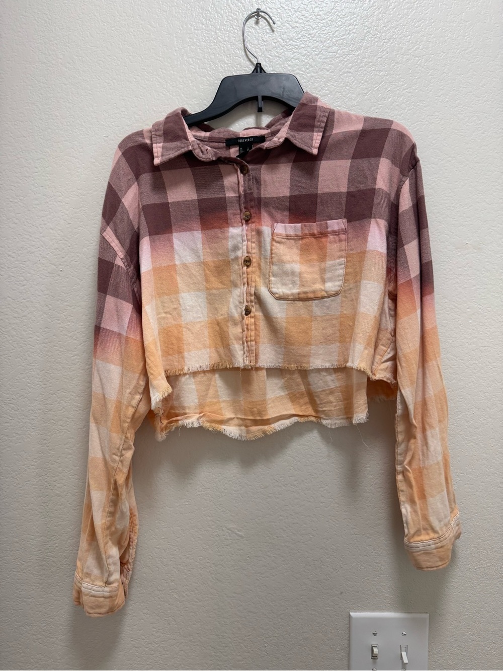 Forever 21 Ombre Plaid Cropped Button-Down Shirt in Chestnut & Peach